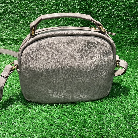 Tommy Hilfiger Croosbody - Picture 2 of 5